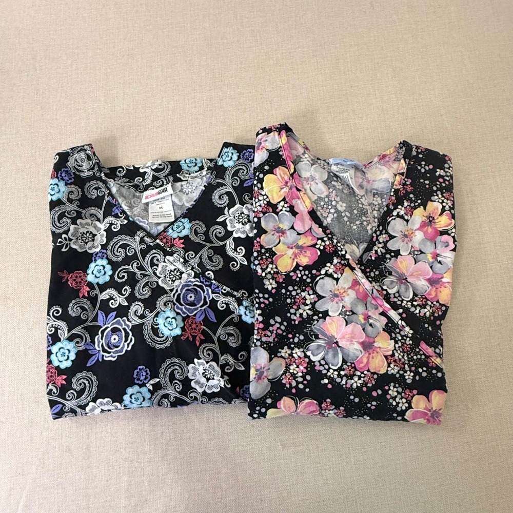 Lot of 2 ScrubStar SB Scrubs Floral V-Neck Mock Wrap Scrub Tops Black Womens M